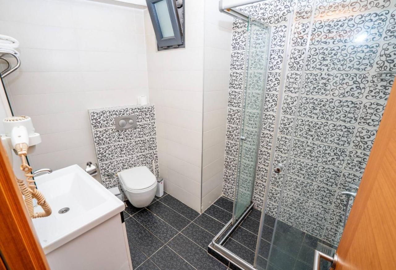 Comfort Inn Suites Истанбул Екстериор снимка